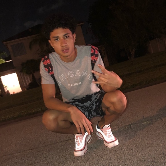 Meet your Posher, Jackson - Picture 1 of 1